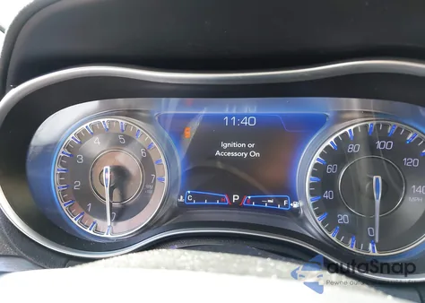 2019 Chrysler 300 Touring из США, поврежденный, VIN 2C3CCAAG6KH590729